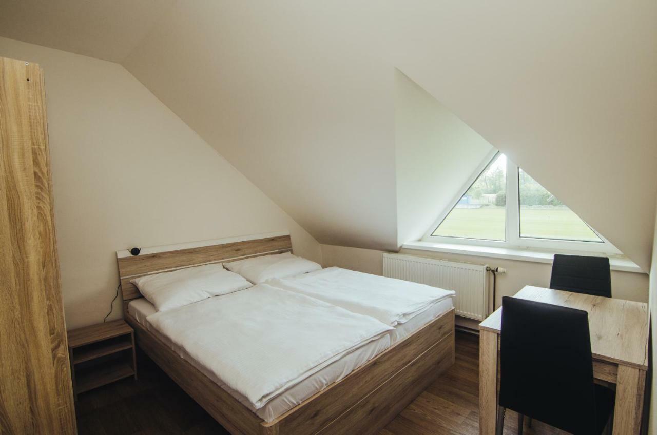 Guest House Na Hřišti Lestina Extérieur photo